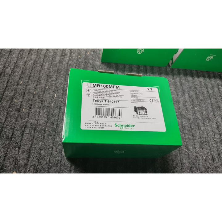 Schneider Electric LTMR100MFM motor controller packaging box and accessories
