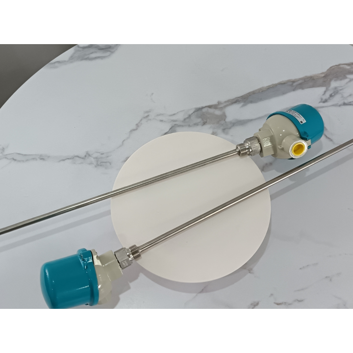 Siemens SITRANS TS500 temperature sensor angled view modular assembly