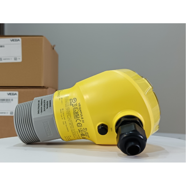 VEGA VEGAPULS 31 80 GHz non-contact radar level sensor