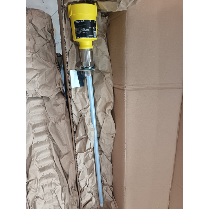 VEGA VEGACAL 63 capacitive level sensor packaging box and accessories